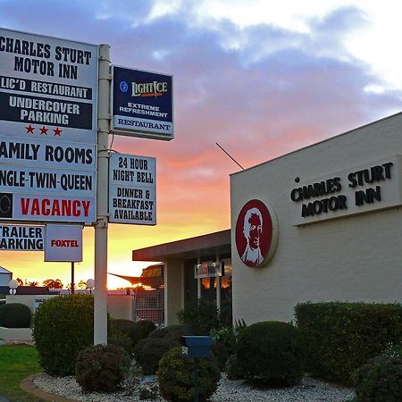Charles Sturt Motor Inn West Wyalong Kültér fotó